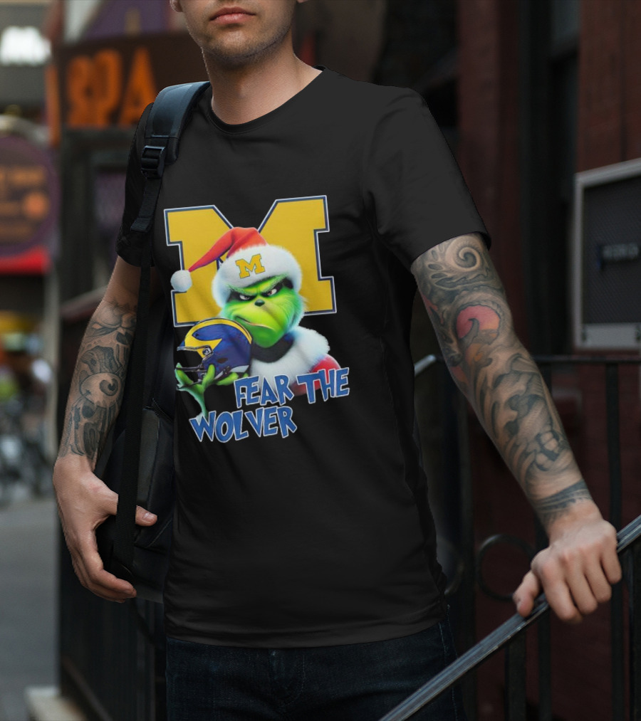 Grinch Michigan Wolverines Fear The Wolver Christmas T-Shirt