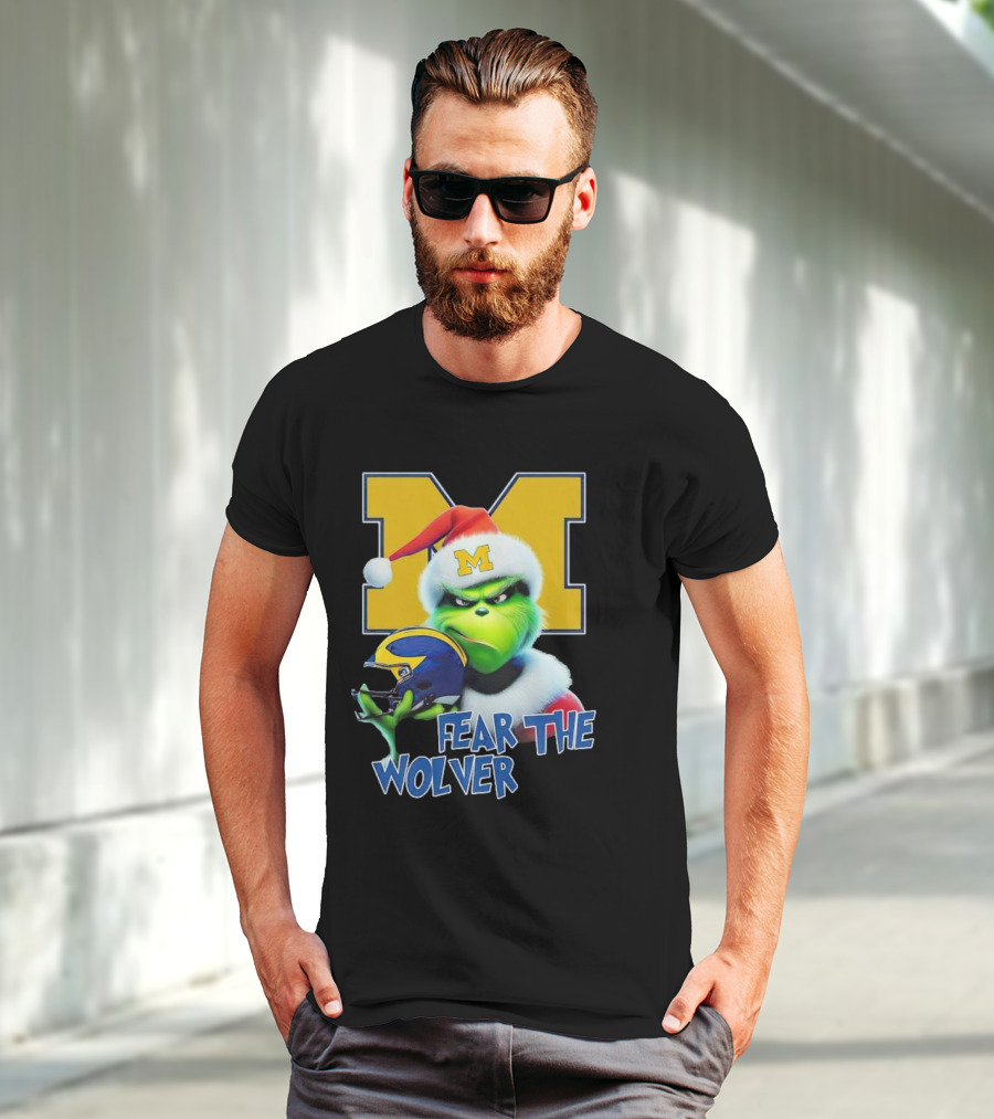 Grinch Michigan Wolverines Fear The Wolver Christmas T-Shirt