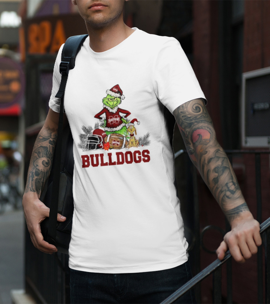 Bulldogs Grinch Max Dog Christmas Football Santa Hat T-Shirt