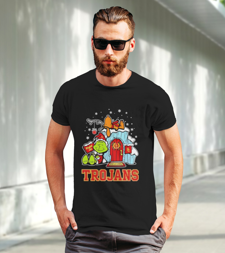 Peanuts USC Trojans Grinch Snoopy Christmas Fight On Welcome T-Shirt