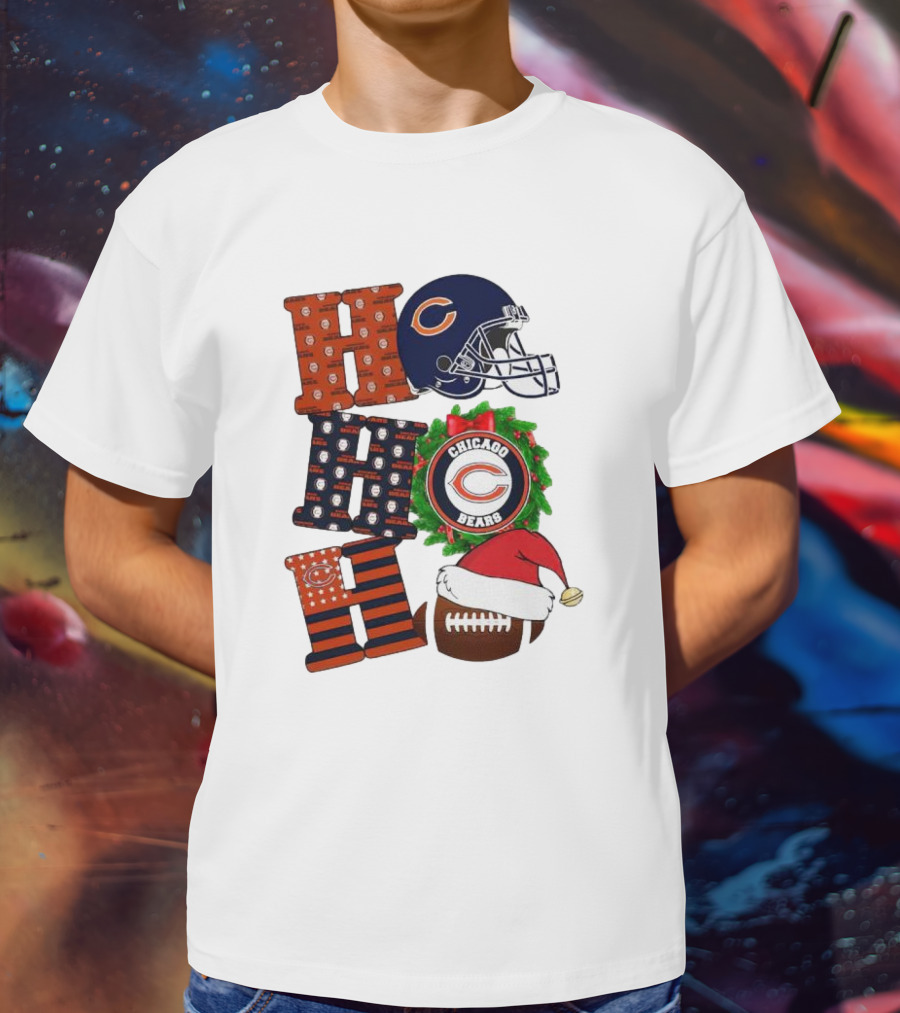 Chicago Bears Ho Ho Ho Merry Christmas Football Helmet Wreath Santa Hat T-Shirt