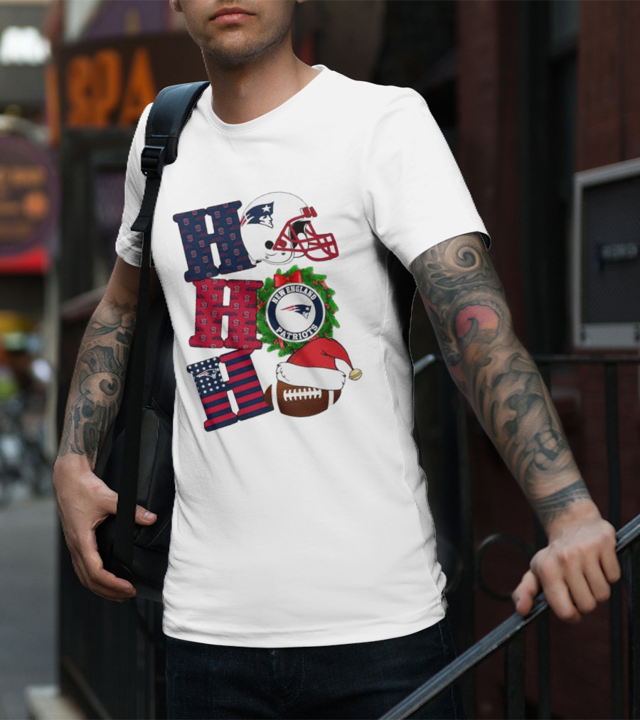 New England Patriots Ho Ho Ho Merry Christmas Football Helmet Wreath Santa Hat Football T-Shirt