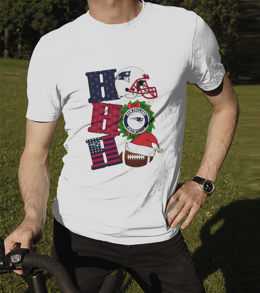 New England Patriots Ho Ho Ho Merry Christmas Football Helmet Wreath Santa Hat Football T-Shirt