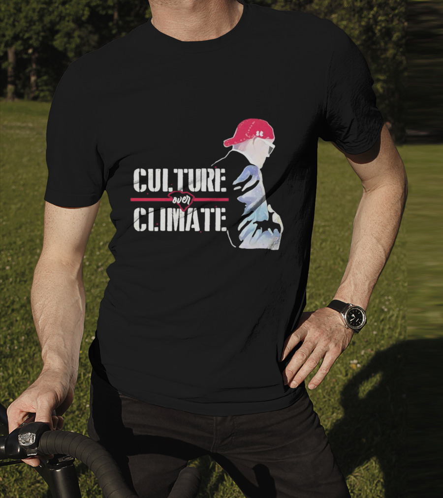 CULTURE OVER CLIMATE Red Cap Figure T-Shirt