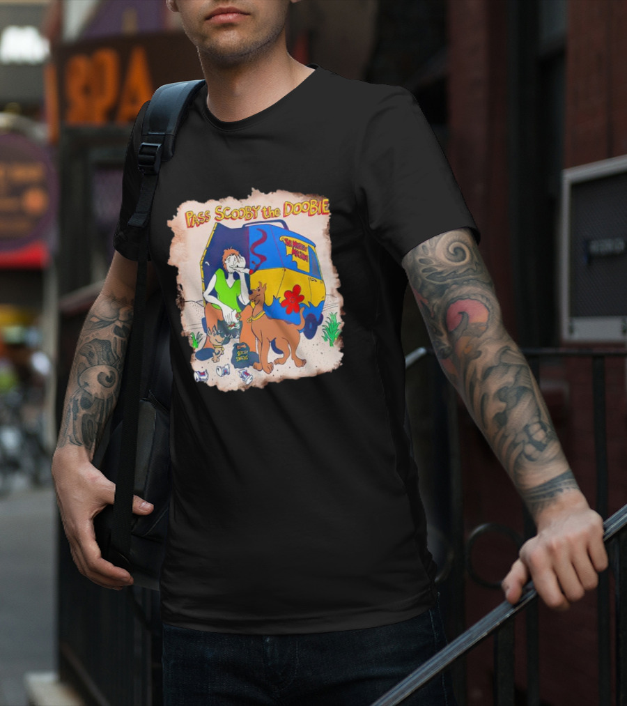 Scooby-Doo The Mystery Machine Pass Scooby The Doobie T-Shirt