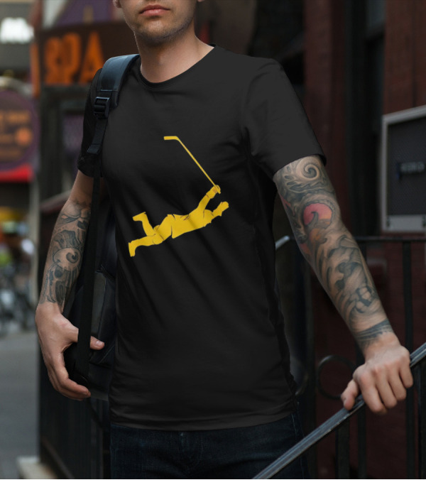 Bobby Orr Flying Hockey T-Shirt