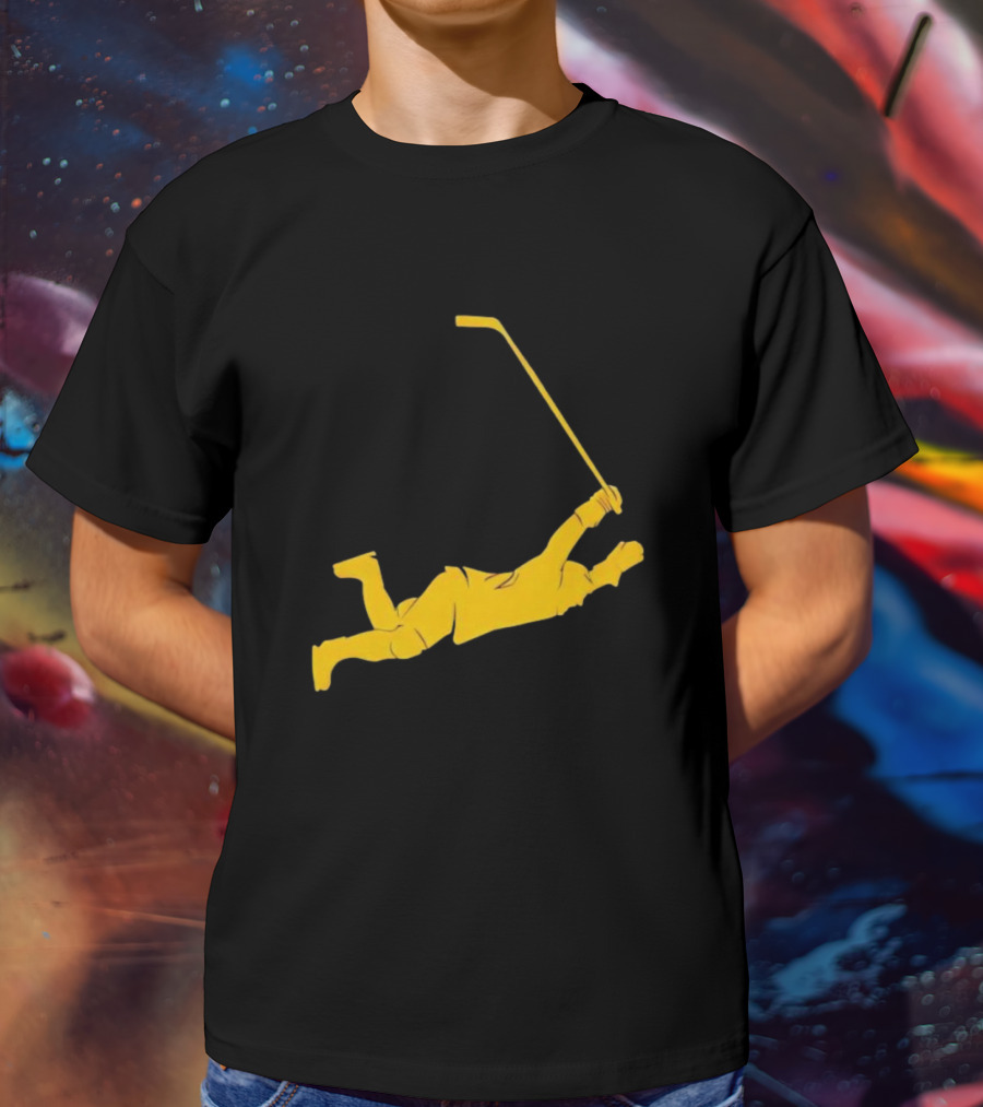 Bobby Orr Flying Hockey T-Shirt