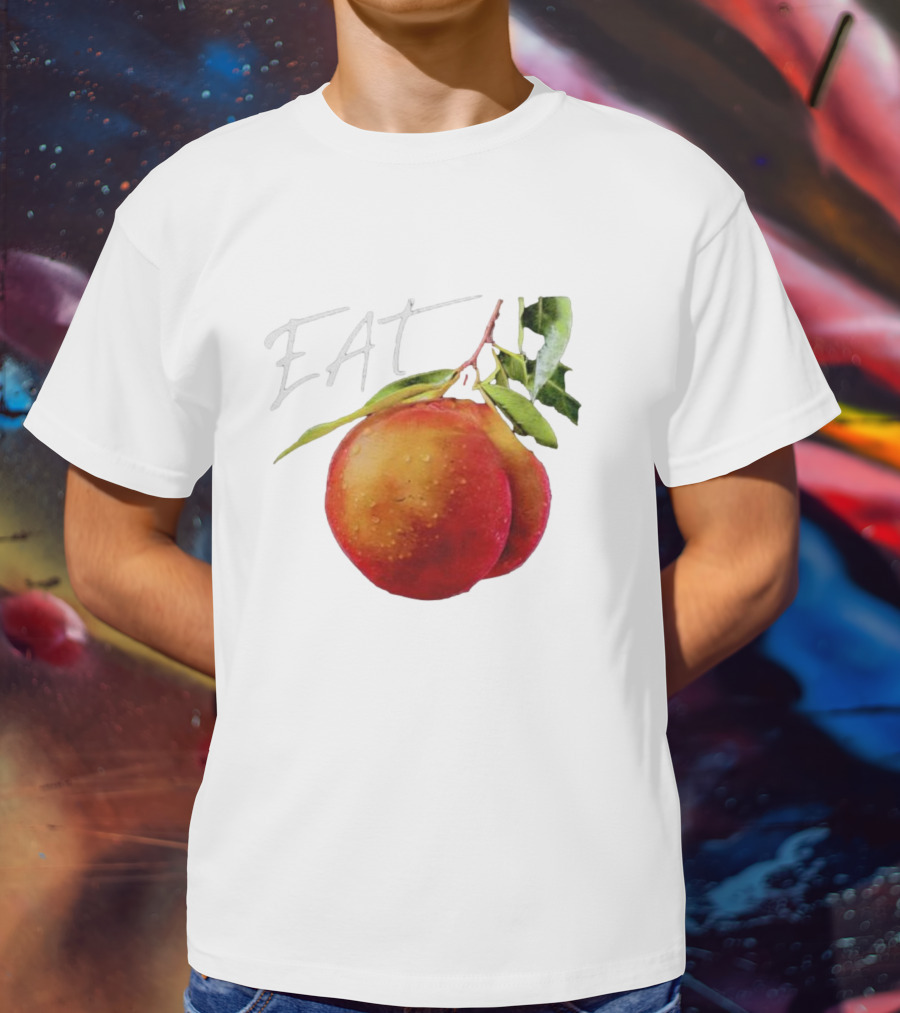 EAT Juicy Peaches With Dewy Leaves T-Shirt