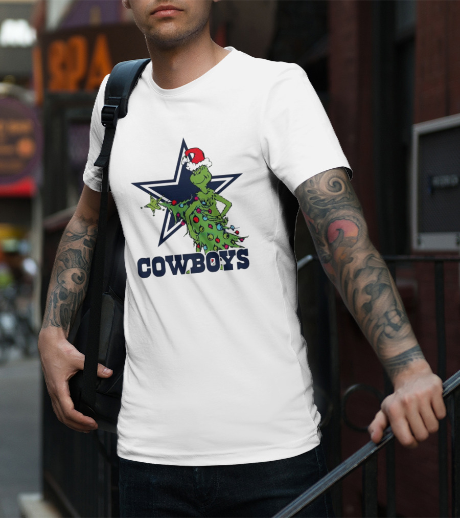 Dallas Cowboys Grinch In Santa Hat With Christmas Tree And Star T-Shirt