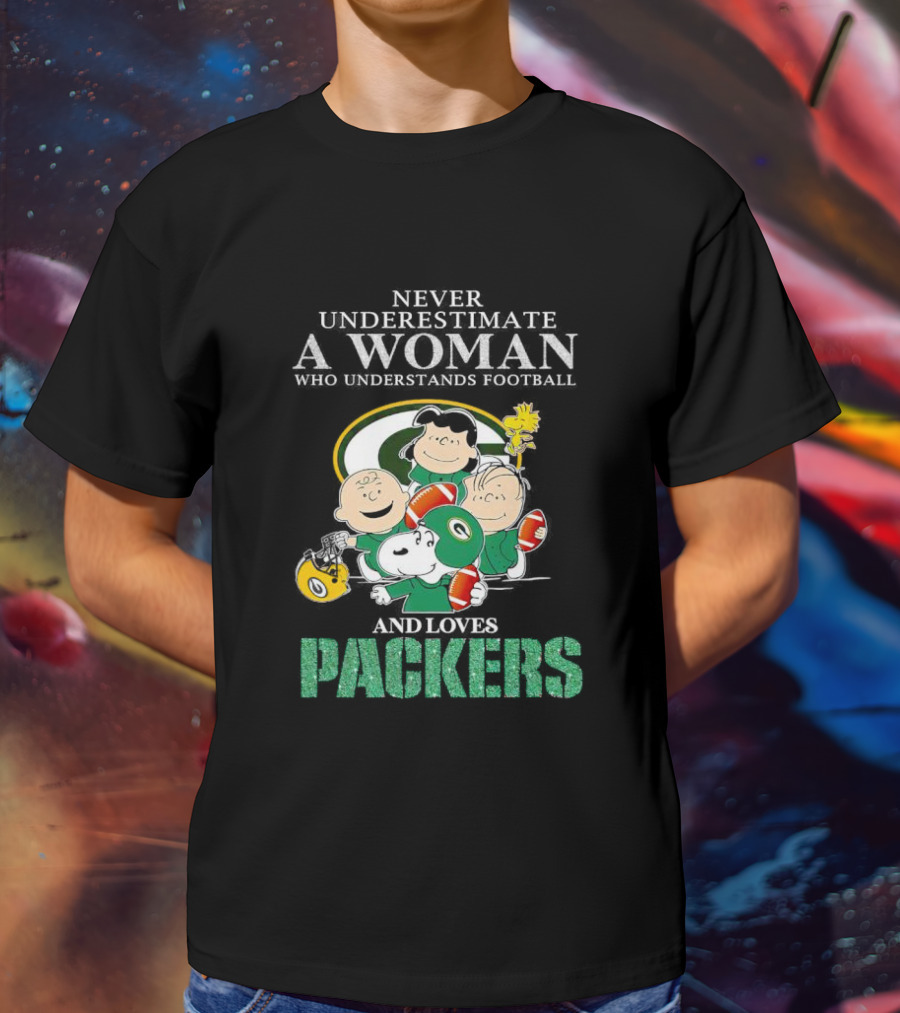 Never Underestimate A Woman Who Understands Football And Loves Packers Featuring Peanuts Characters T-Shirt