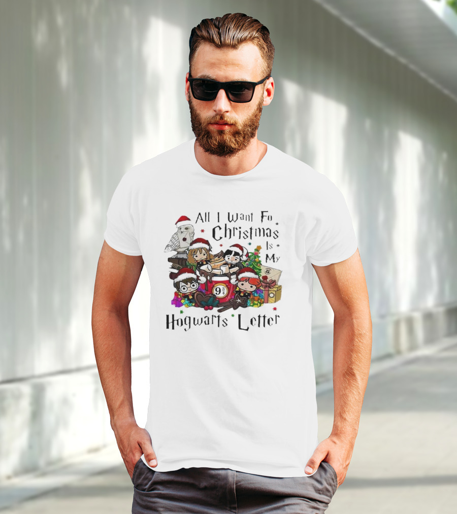 All I Want For Christmas Is My Hogwarts Letter Platform 9¾ With Owl Santa Hats And Gifts T-Shirt