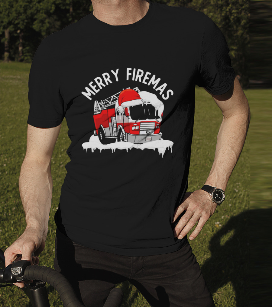 Merry Firemas Fire Truck Santa Hat Christmas T-Shirt