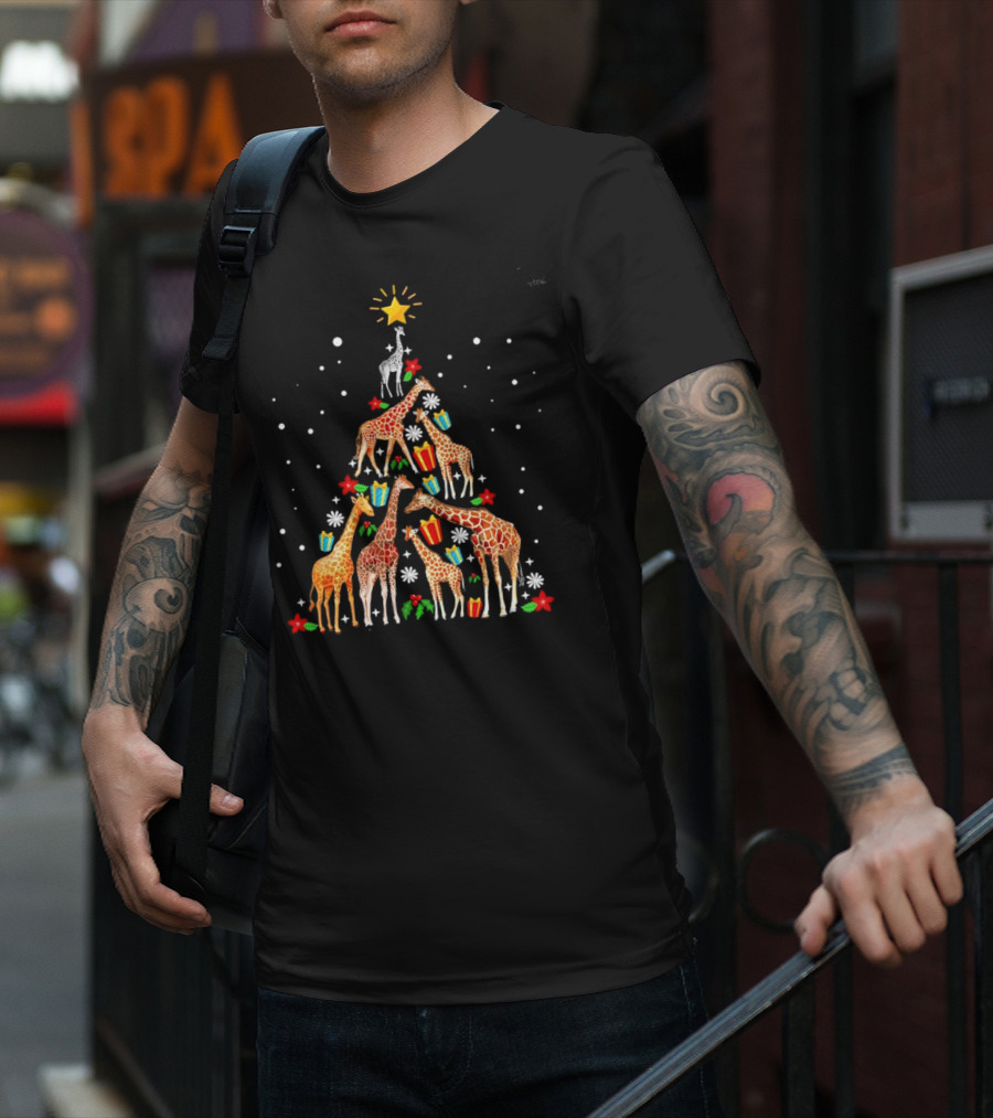Giraffe Christmas Tree Star Presents Snowflakes T-Shirt