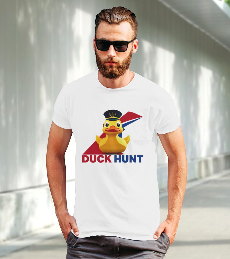 Cruising Duck Hunt Captain Rubber Duck Navy T-Shirt