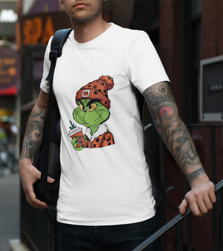 Grinch Boujee Cincinnati Bengals Football Fan Holiday T-Shirt