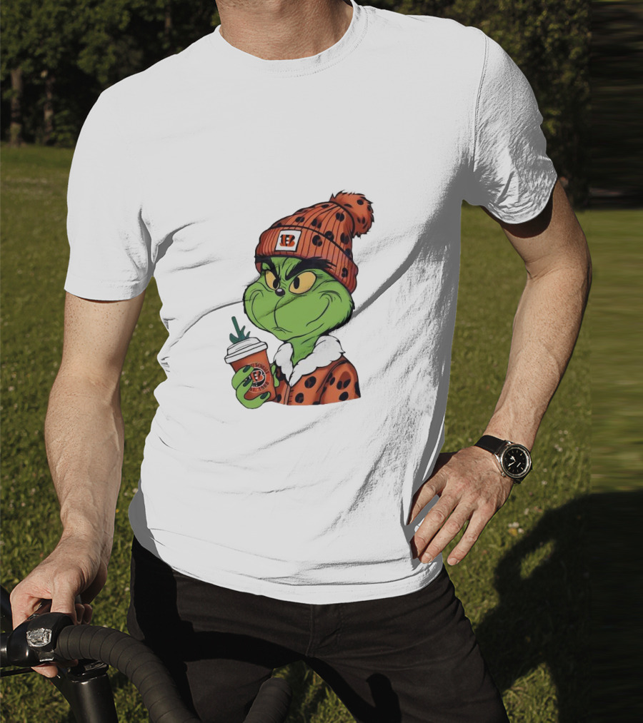 Grinch Boujee Cincinnati Bengals Football Fan Holiday T-Shirt