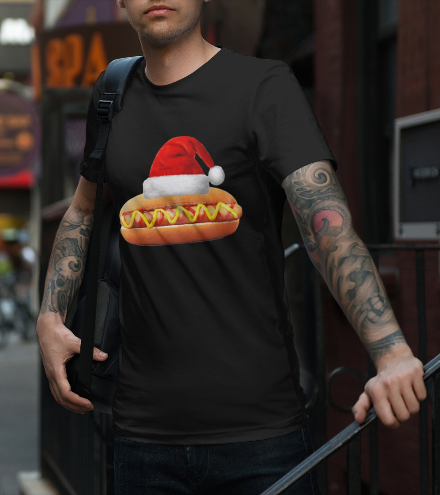 Santa Hat Hot Dog Christmas Family Dinner T-Shirt
