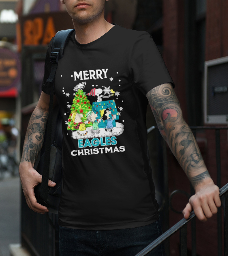 Merry Peanuts Eagles Christmas Holiday T-Shirt