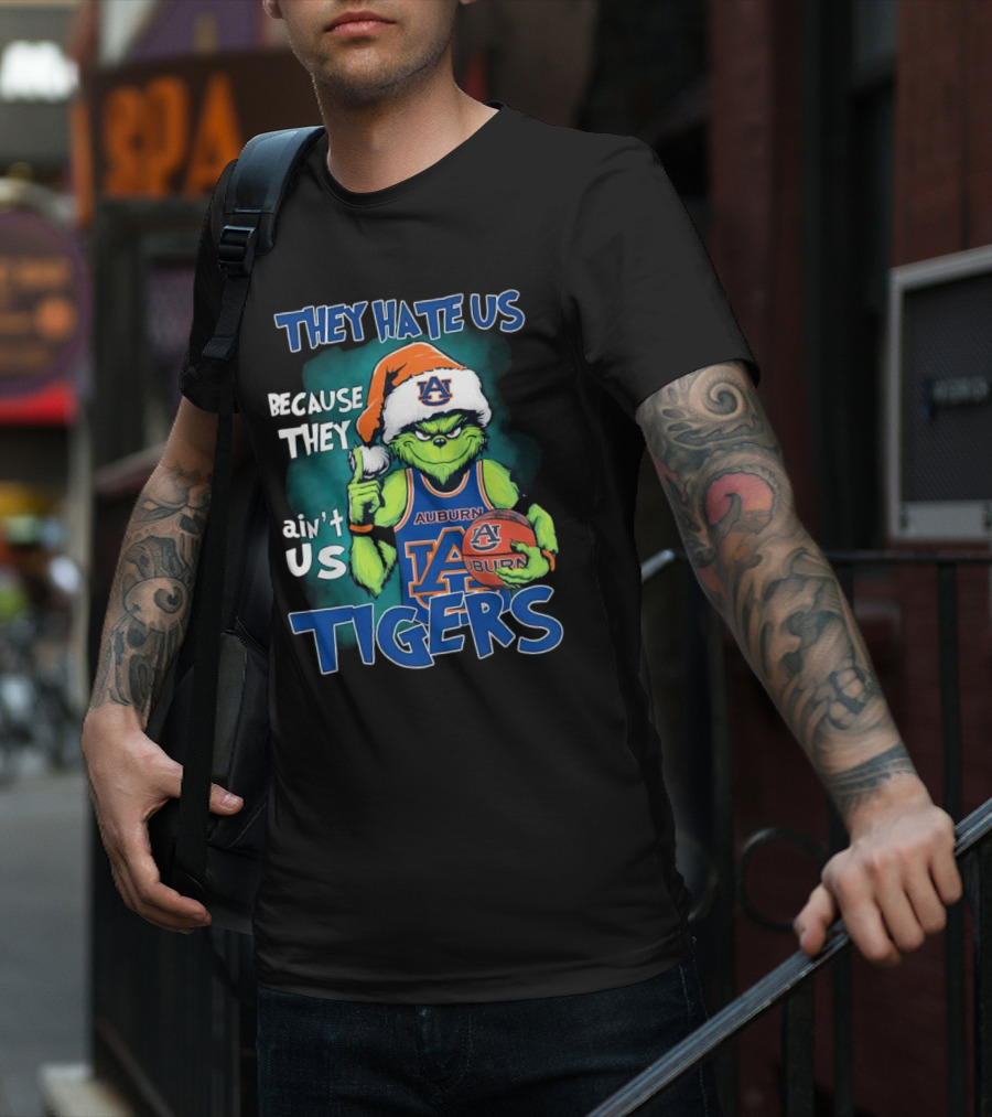 Auburn Tigers Grinch They Hate Us Because They Ain’t Us Santa Hat Basketball T-Shirt