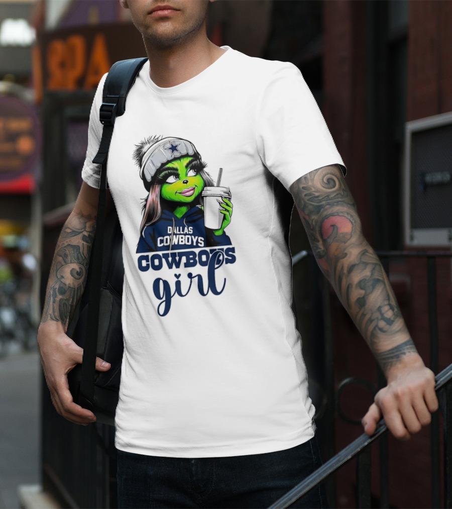 Grinch Dallas Cowboys Girl Drinking Coffee T-Shirt