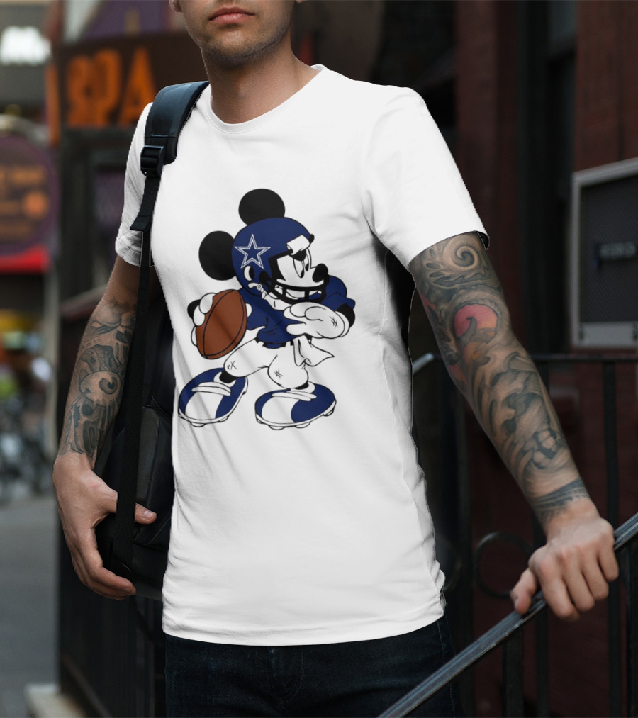 Mickey Mouse Dallas Cowboys Football Quarterback T-Shirt