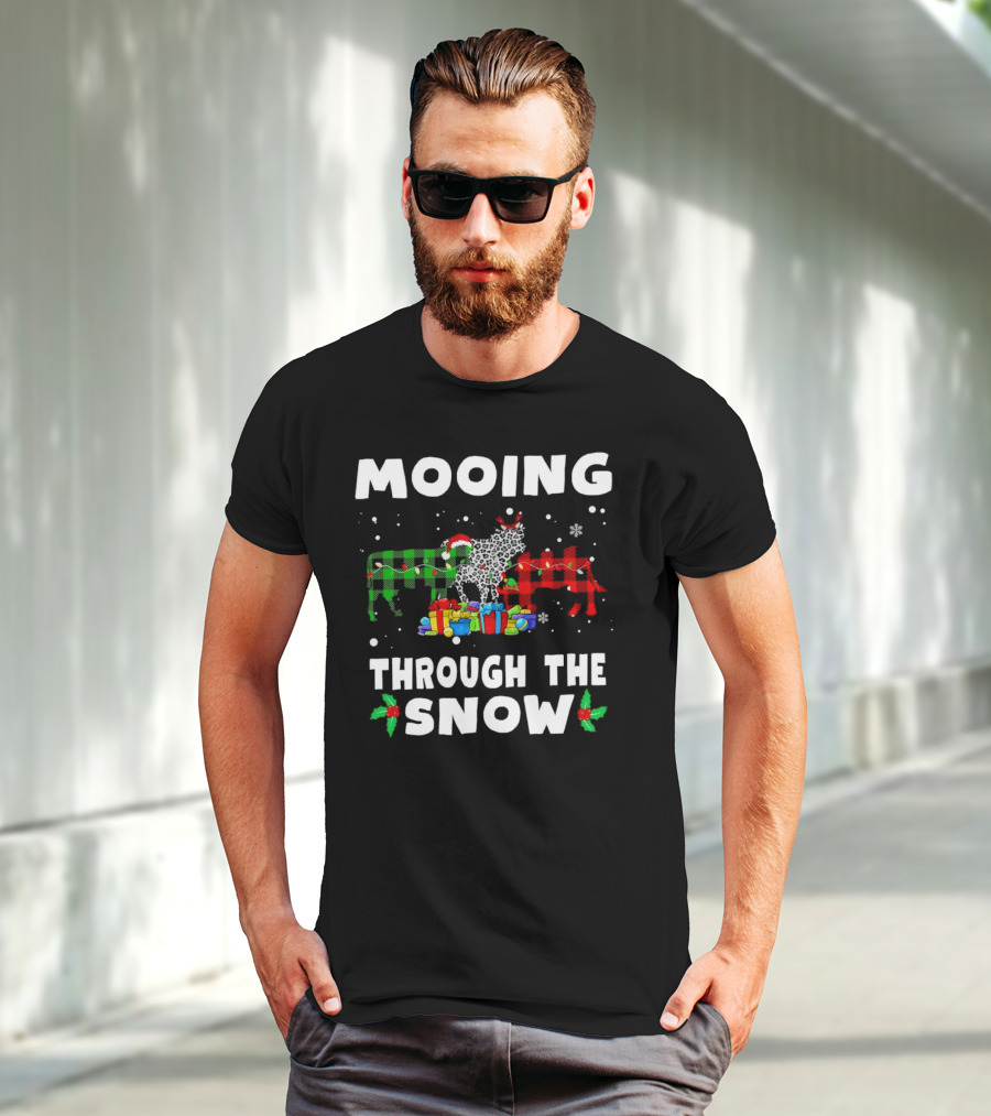 Mooing Through The Snow Christmas Plaid Cows With Presents T-Shirt