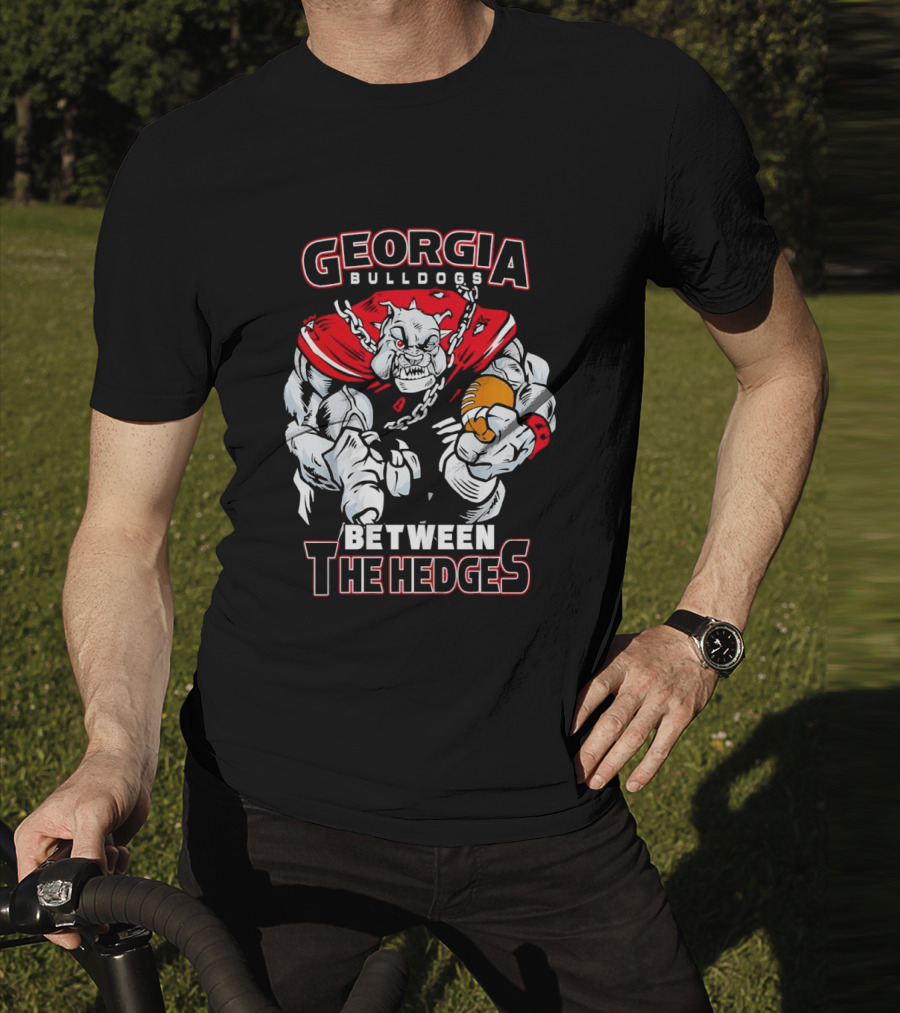 Georgia Bulldogs Between The Hedges Bulldogs Mascot Football T-Shirt
