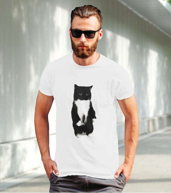 Cat Unico Uniuni Black And White Standing Cat T-Shirt
