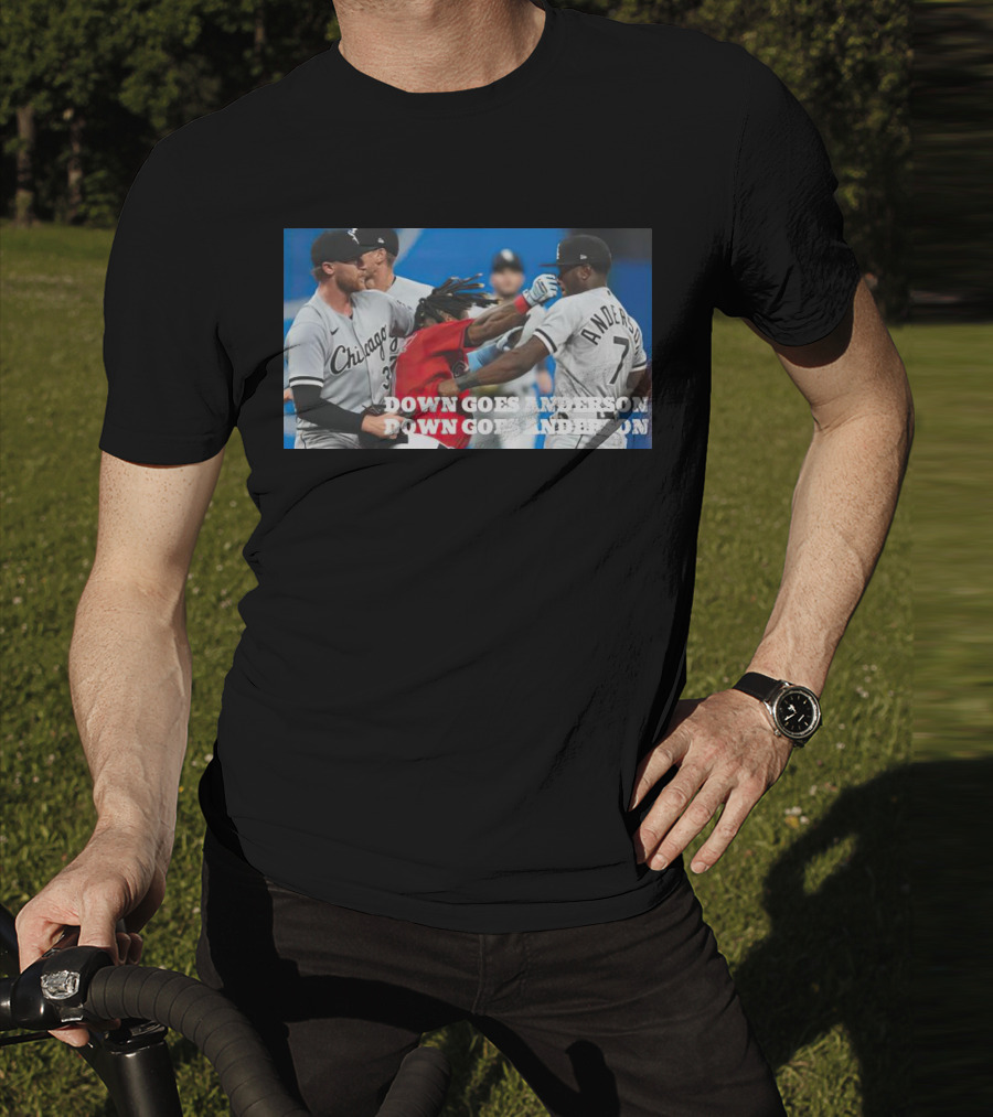 Ramírez Down Goes Anderson Chicago Baseball Confrontation T-Shirt