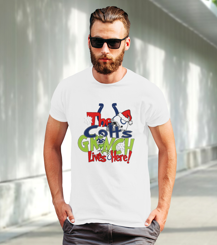 The Colts Grinch Lives Here Christmas Helmet Santa Hat T-Shirt