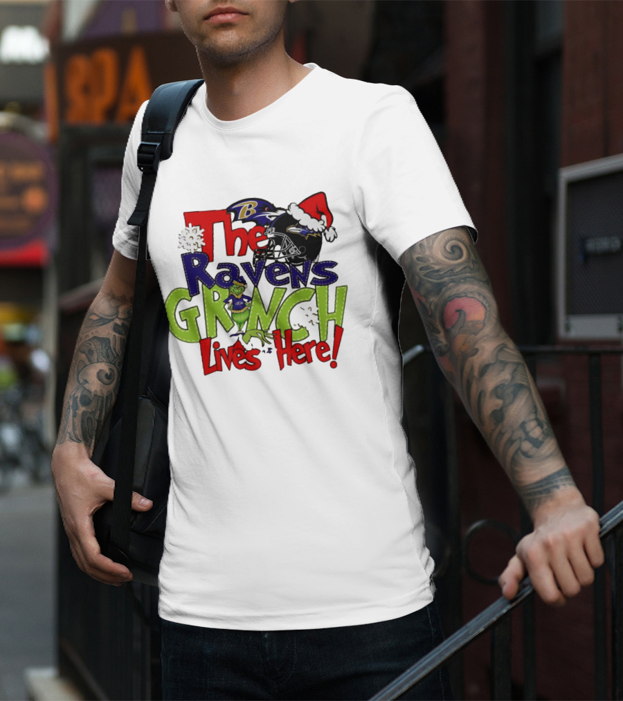 The Ravens Grinch Lives Here Christmas Ravens Logo Santa Hat T-Shirt