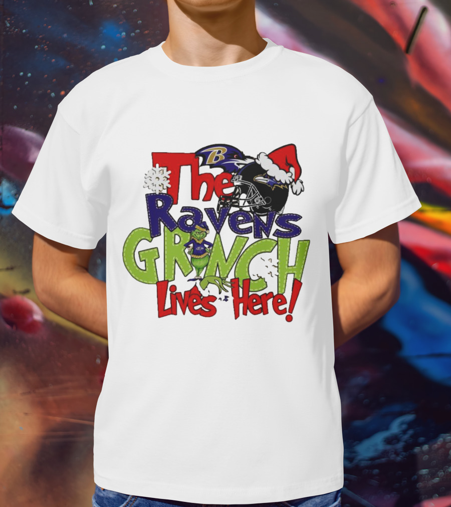 The Ravens Grinch Lives Here Christmas Ravens Logo Santa Hat T-Shirt