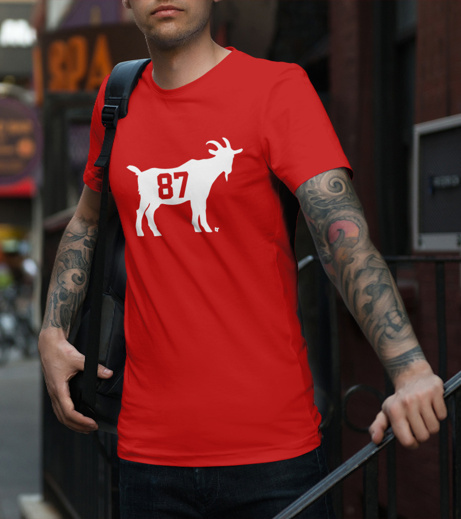 Travis Kelce GOAT 87 Football Legend T-Shirt