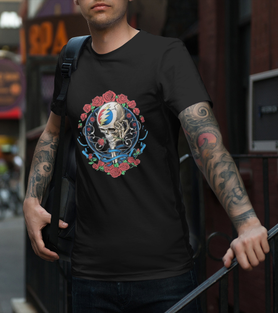 Original Grateful Dead Steal Your Face Nouveau Skull With Roses And Lightning Bolt Emblem T-Shirt