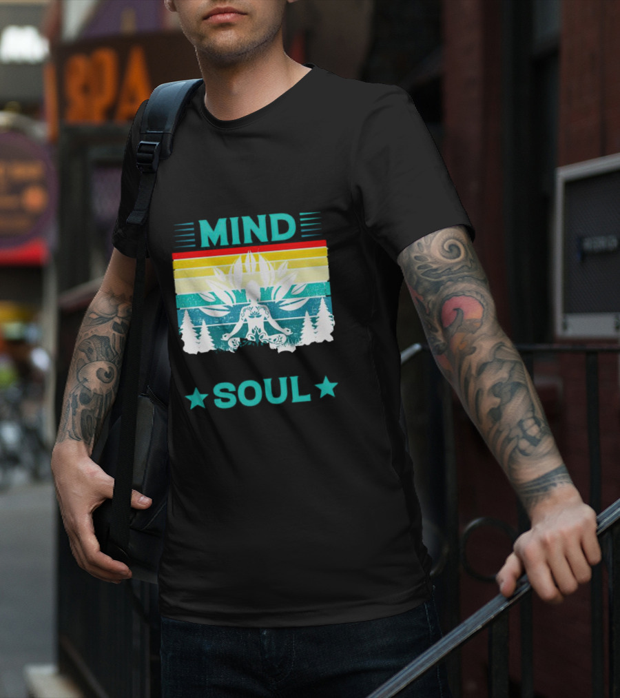 LOSE YOUR MIND FIND YOUR SOUL Yoga Meditation Retro Vintage Rainbow Pine Trees T-Shirt