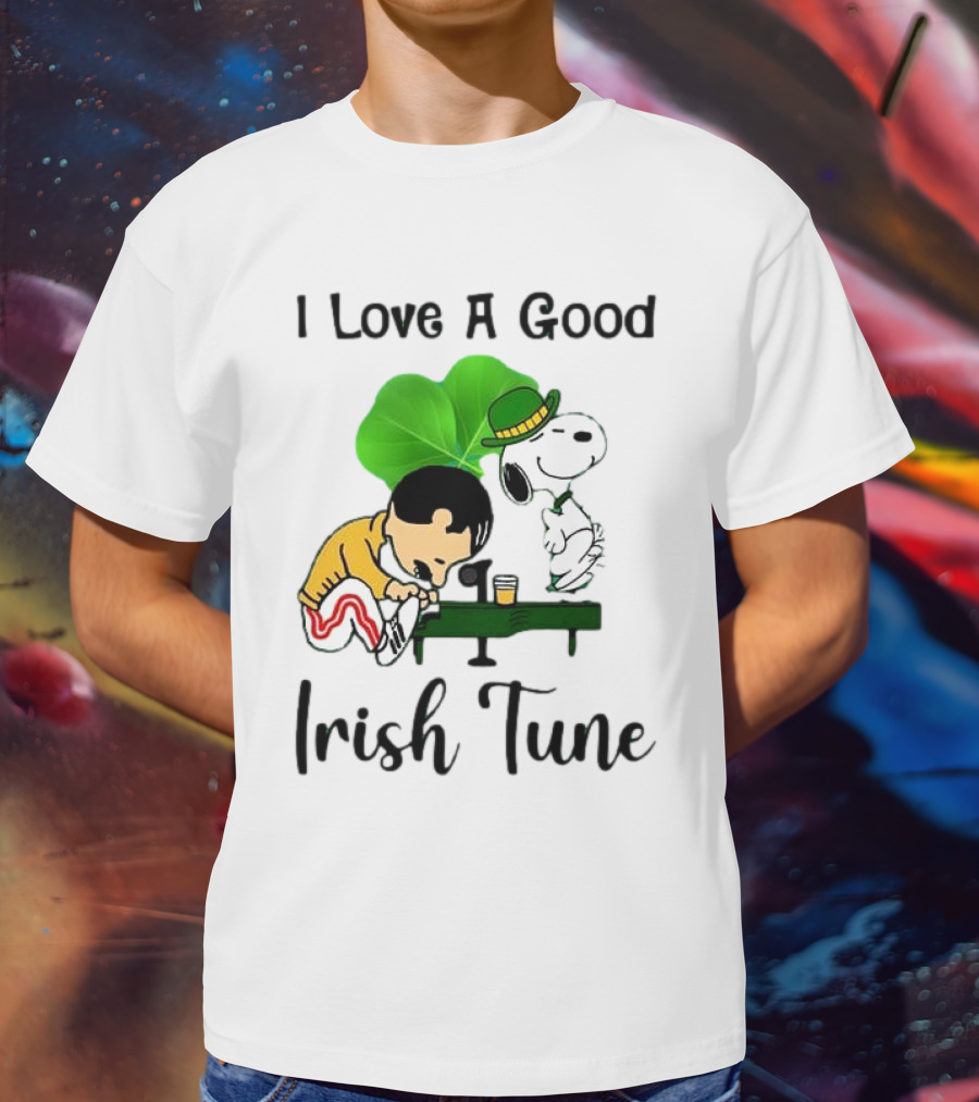 I Love A Good Irish Tune St Patrick Day Snoopy Piano Shamrock T-Shirt