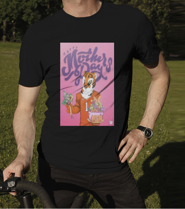 Clemson Tigers Mother's Day Celebration With Bouquet And Mom Cake T-Shirt