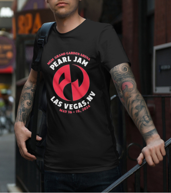 MGM Grand Garden Arena Pearl Jam Las Vegas NV May 16-18 T-Shirt