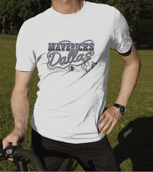 Dallas Mavericks Vintage Rope Western Horse Basketball T-Shirt
