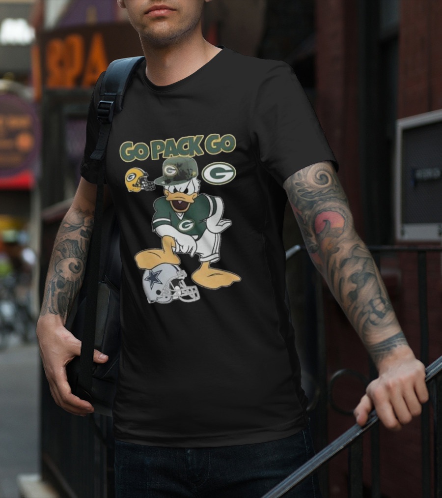 Go Pack Go Donald Duck Green Bay Packers Defeats Dallas Cowboys Helmet T-Shirt