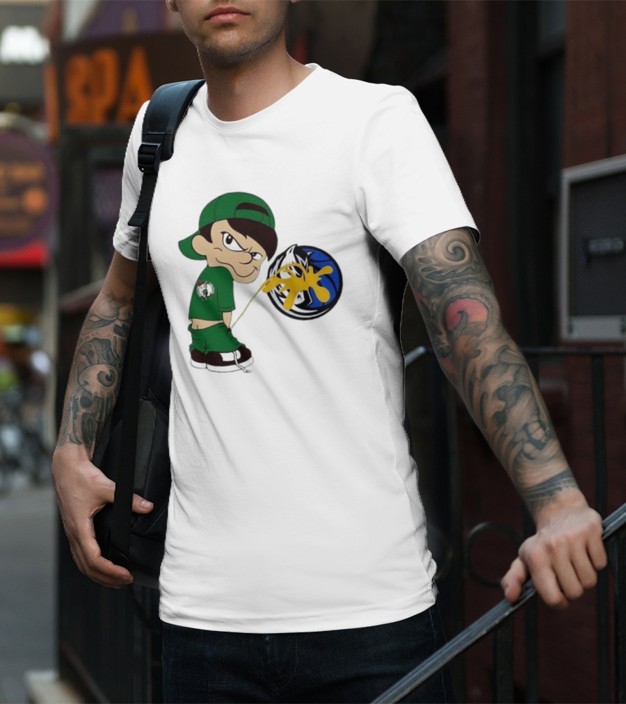 Little Boy Boston Celtics Piss On Dallas Mavericks Logo T-Shirt