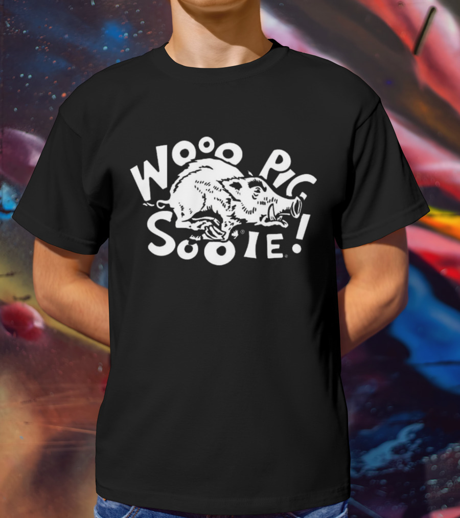 Woo Pig Sooie Arkansas Razorbacks Matt Mitchell T-Shirt