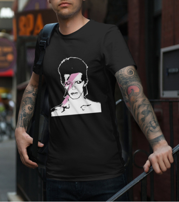 Ziggy Stardust Pink Lightning Bolt Iconic Tribute Carrie Bradshaw Connection T-Shirt