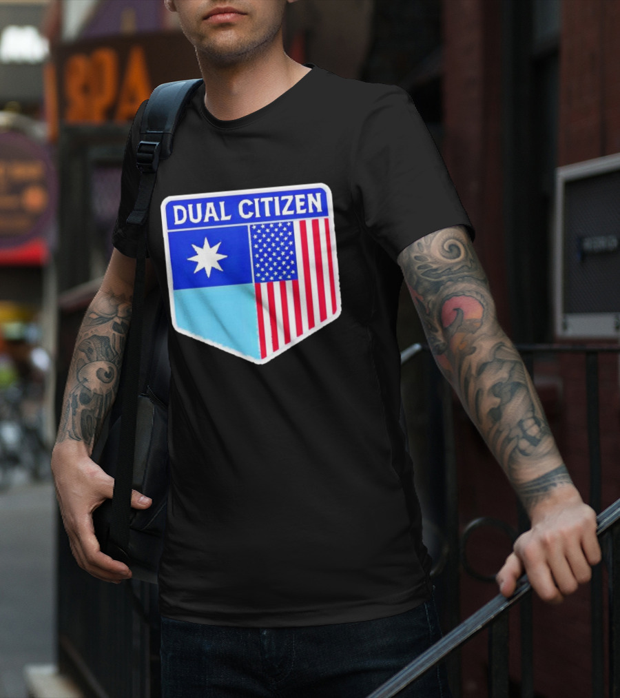 Dual Citizen Of Minnesota And USA Flag Badge T-Shirt