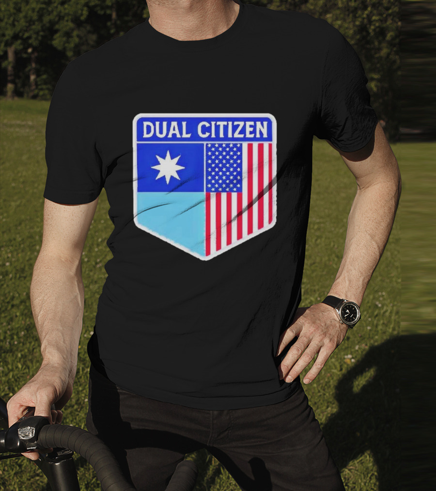 Dual Citizen Of Minnesota And USA Flag Badge T-Shirt