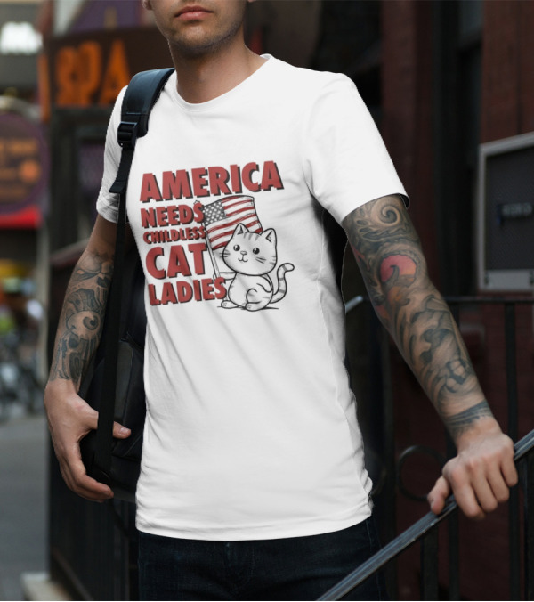 America Needs Childless Cat Ladies Cat With American Flag T-Shirt