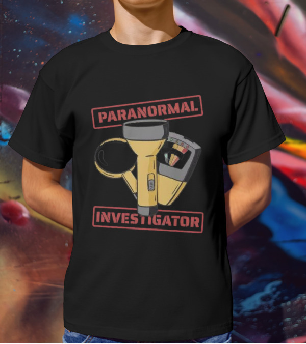 Paranormal Activity Investigator Halloween Kids Flashlight Magnifying Glass Tool T-Shirt
