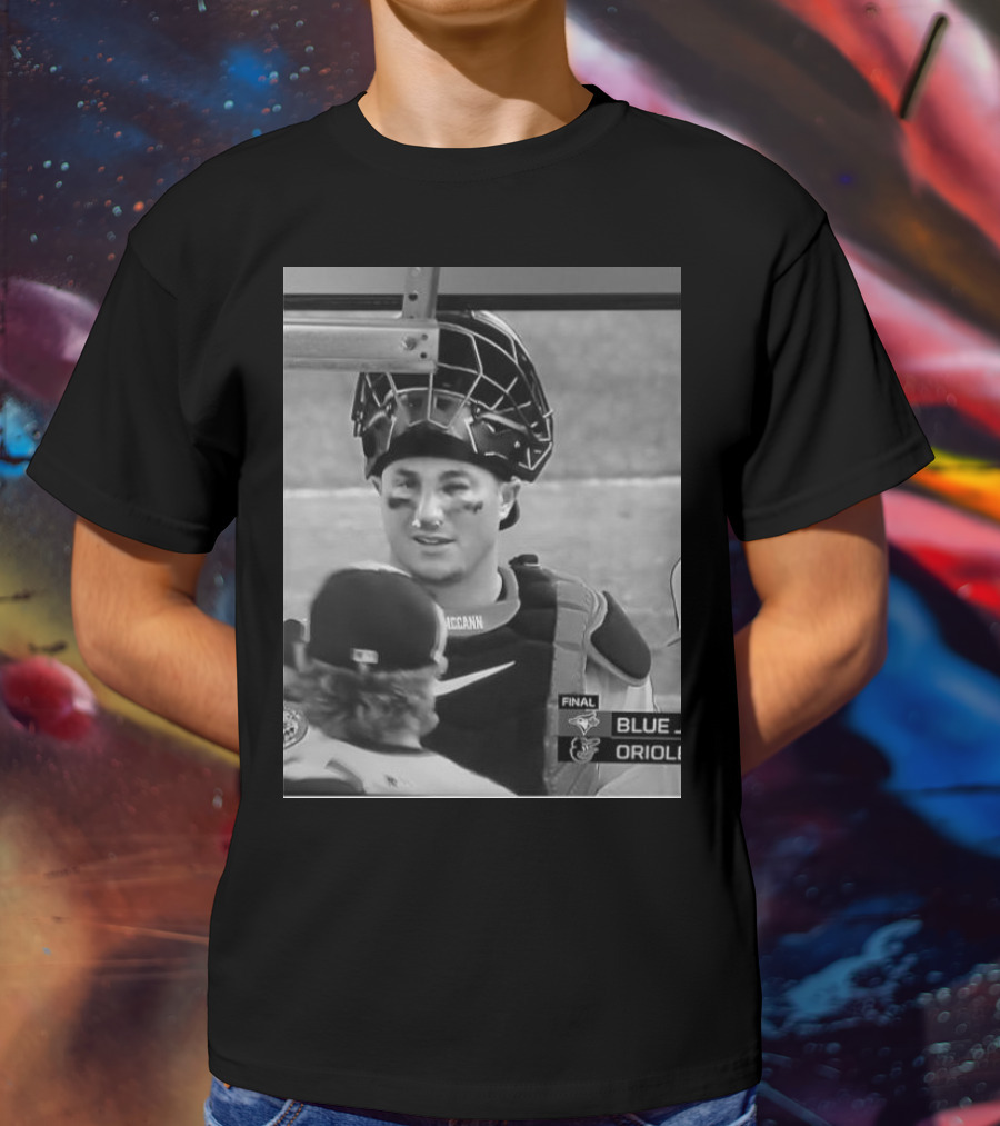 Orioles Catcher James Mccann Nosebleeds After Hit In Face During Game Against Blue Jays T-Shirt