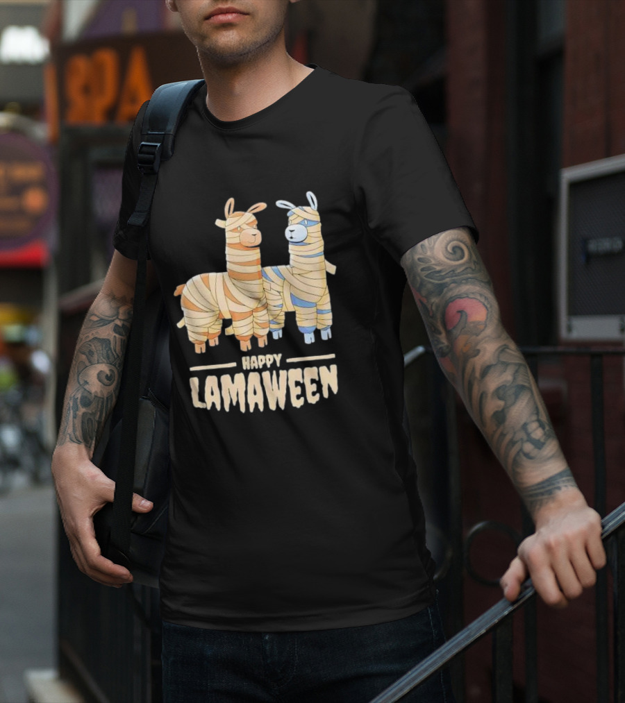Happy Lamaween Funny Llama Halloween Mummies T-Shirt