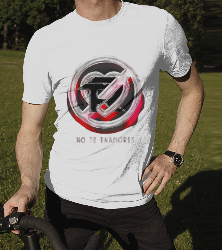 No Te Enamores Fuerza Logo Heart T-Shirt